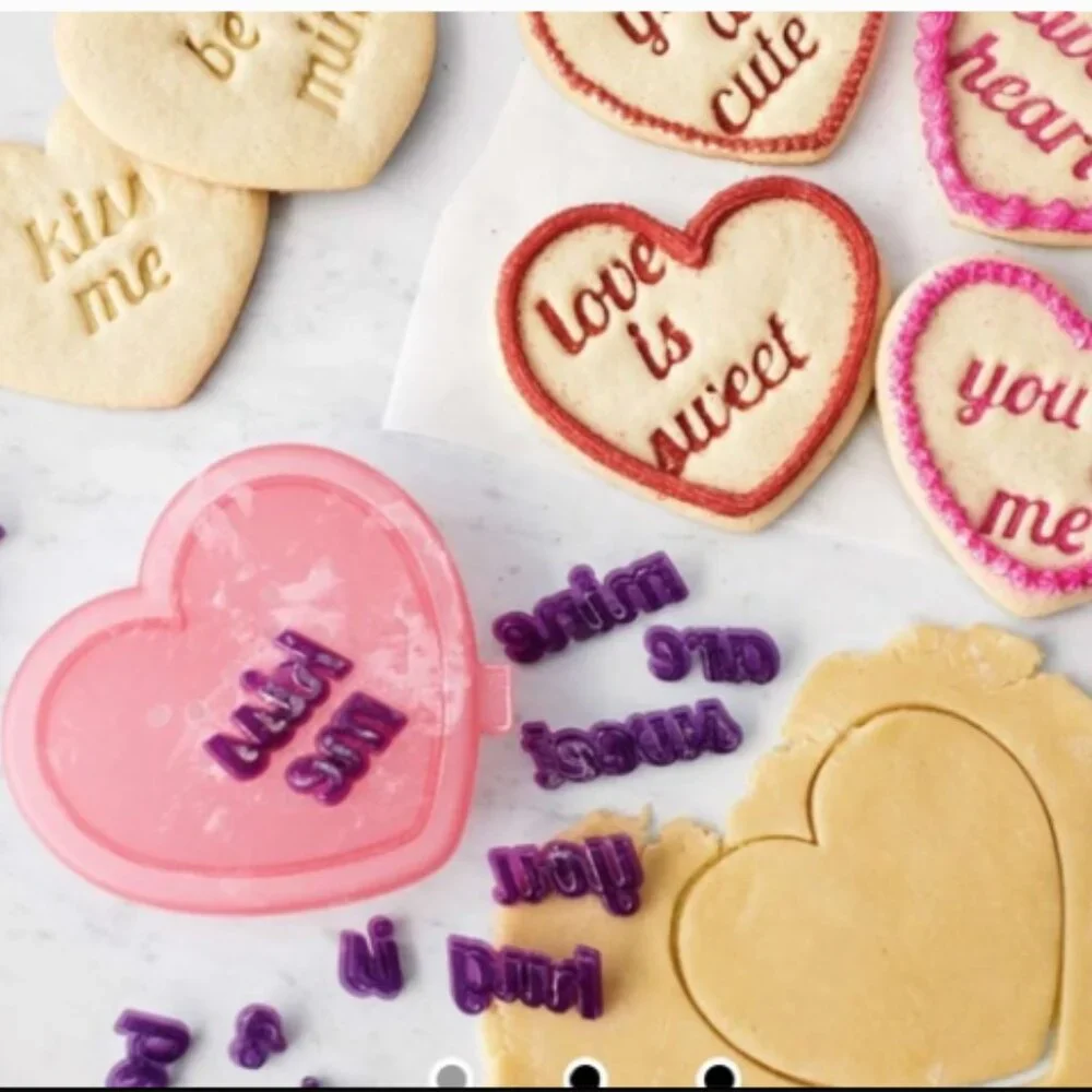 SUR LA TABLE Sweetheart Cookie Cutter & Message Stamp Set - New